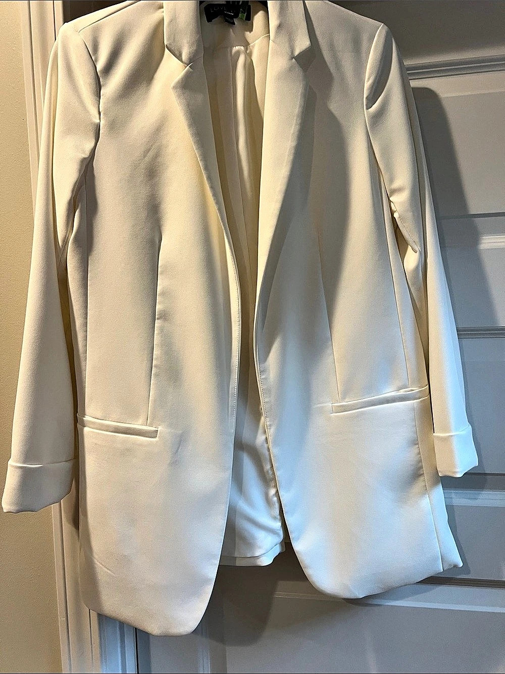 Love Tree Women's Blazer in White Size Medium Like New